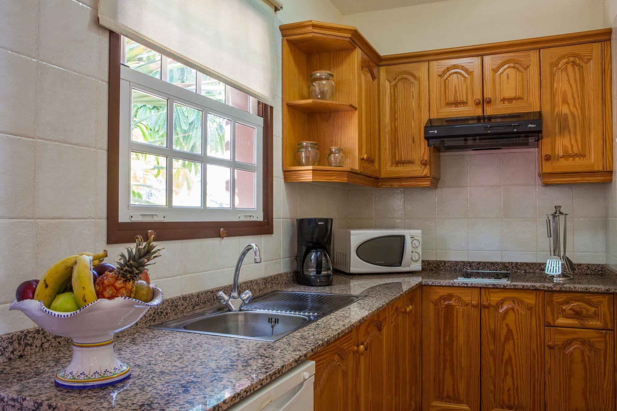 Apartamentos Oasis San Antonio Los Cancajos Luaran gambar